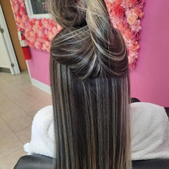 Hair Extensions & Braids Plantation
